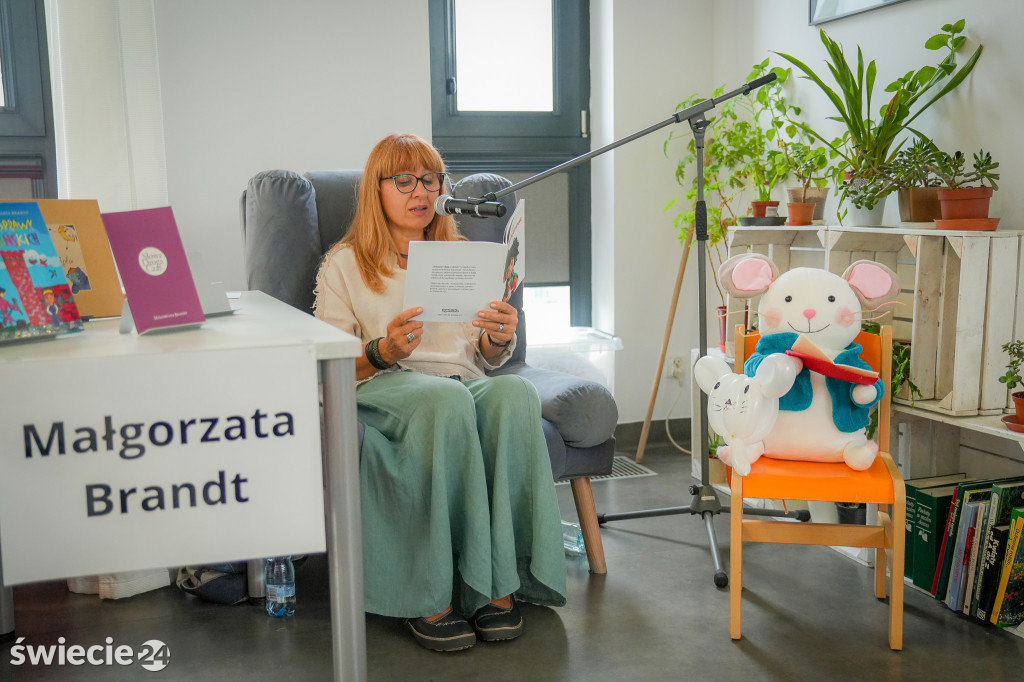 Piknik Literacki Odlot w bibliotece