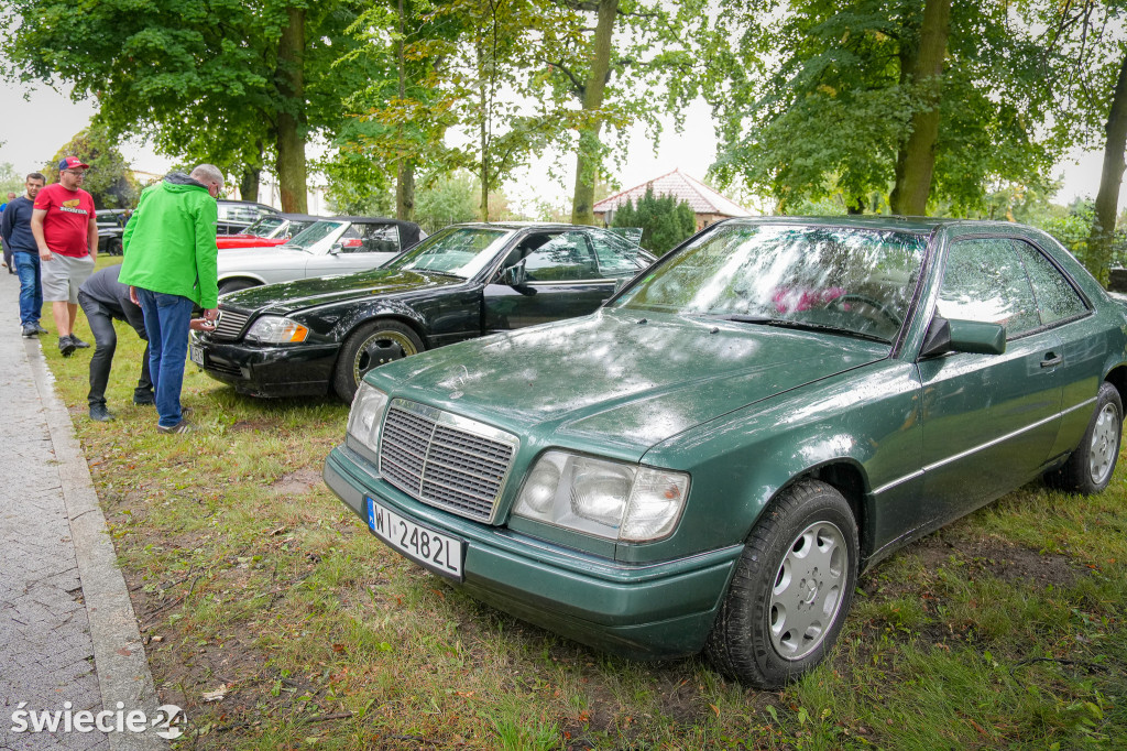 Piknik w Polednie i wystawa oldtimerów