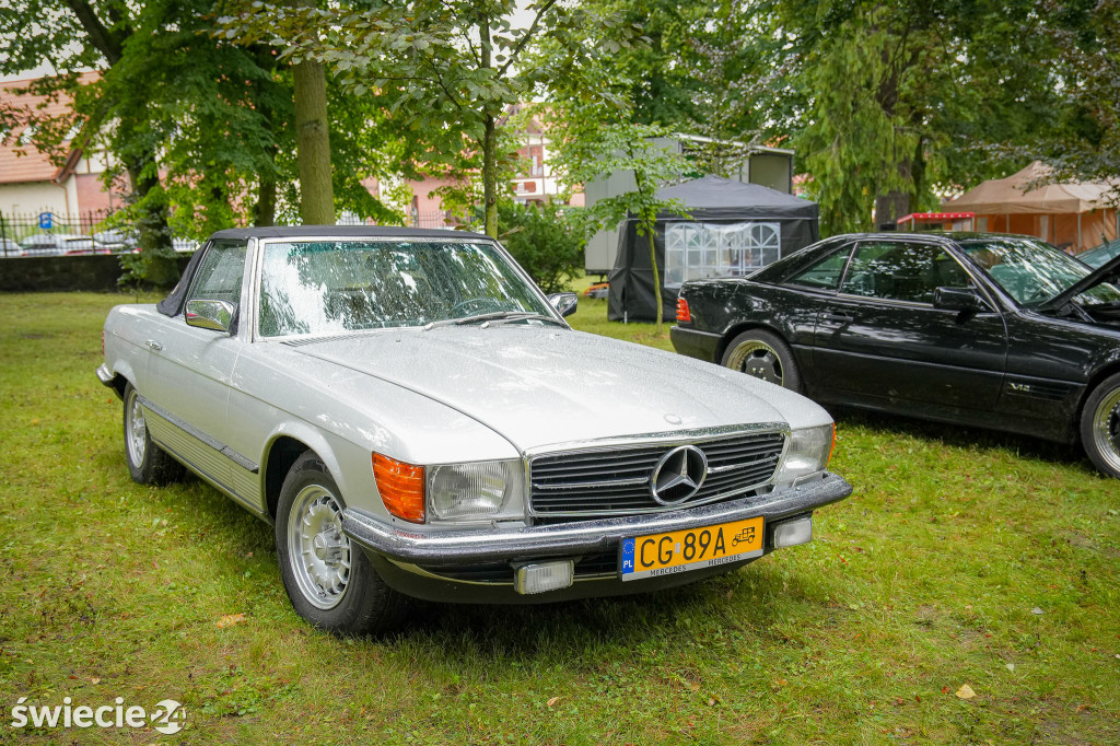 Piknik w Polednie i wystawa oldtimerów