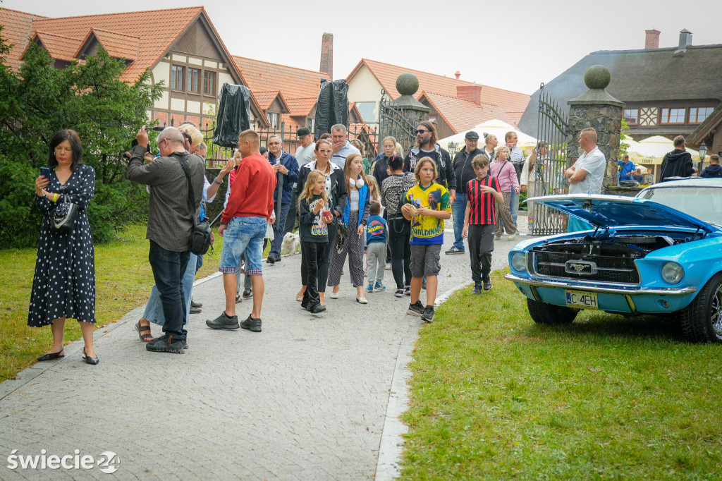 Piknik w Polednie i wystawa oldtimerów