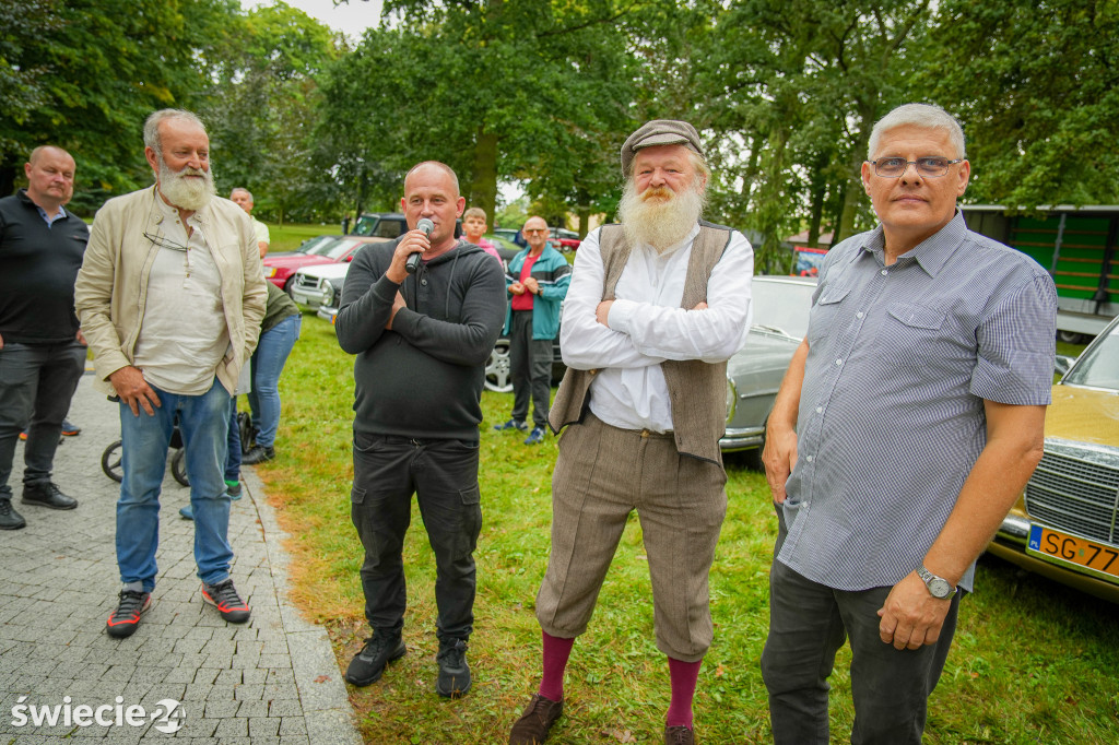 Piknik w Polednie i wystawa oldtimerów