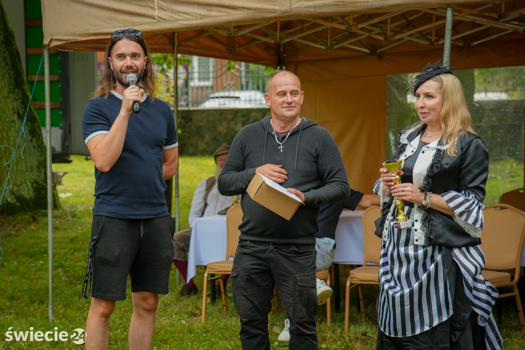 Piknik w Polednie i wystawa oldtimerów