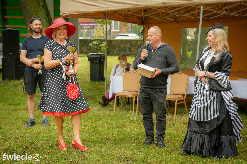 Piknik w Polednie i wystawa oldtimerów