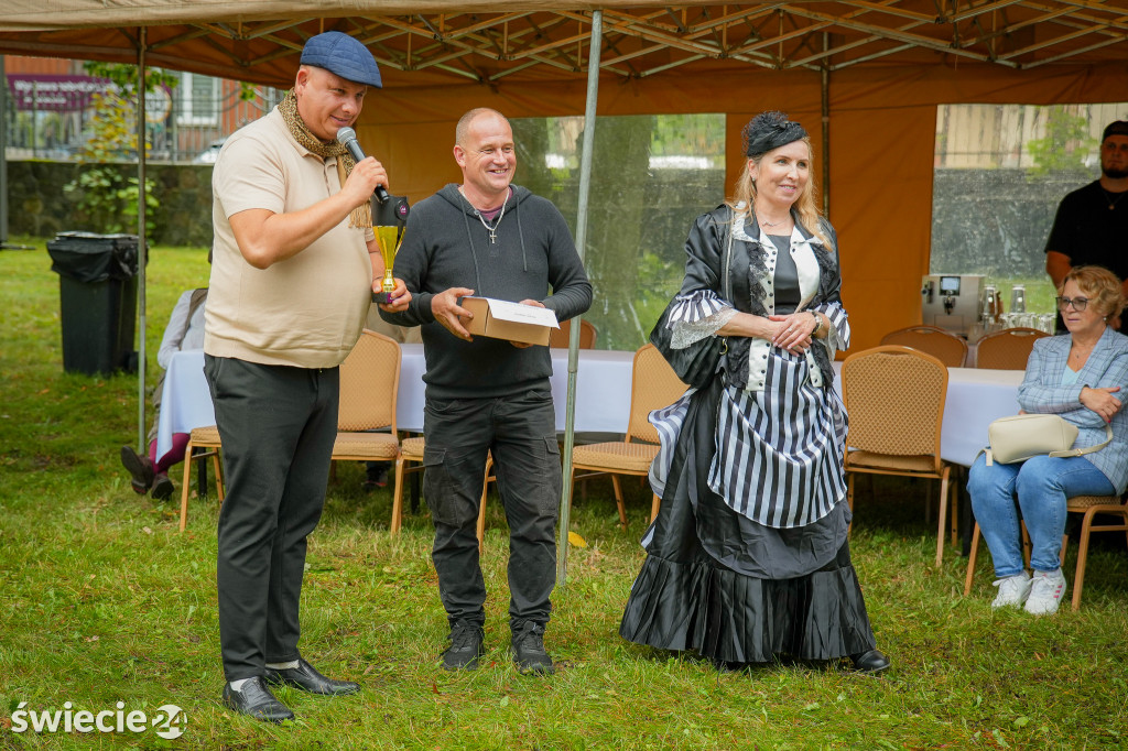 Piknik w Polednie i wystawa oldtimerów