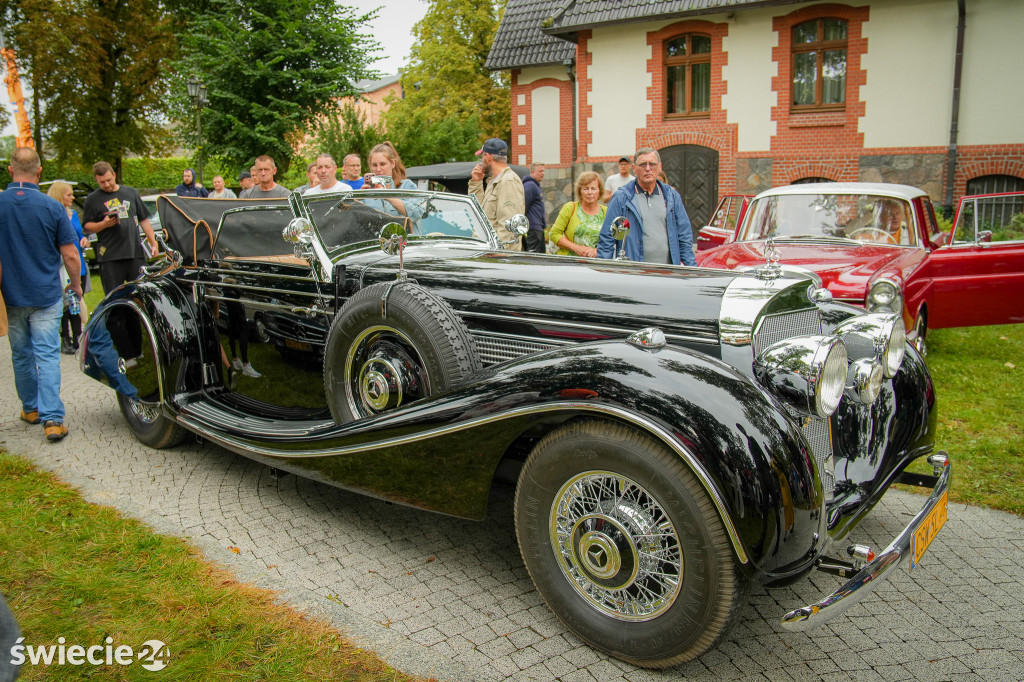 Piknik w Polednie i wystawa oldtimerów