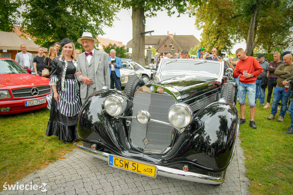 Piknik w Polednie i wystawa oldtimerów