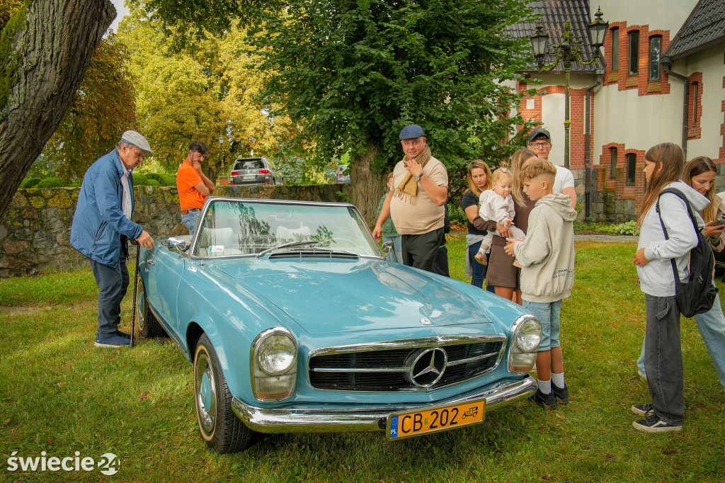 Piknik w Polednie i wystawa oldtimerów