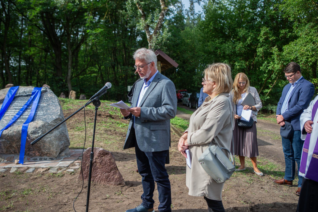 Cmentarz w Przechówku odzyskał blask