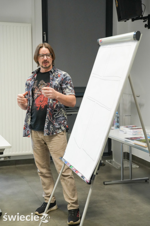 Warsztaty tworzenia komiksu z Dawidem Żurawskim