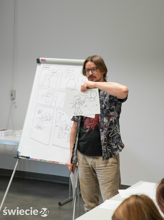 Warsztaty tworzenia komiksu z Dawidem Żurawskim