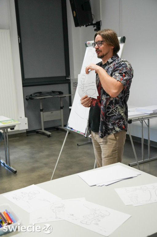 Warsztaty tworzenia komiksu z Dawidem Żurawskim