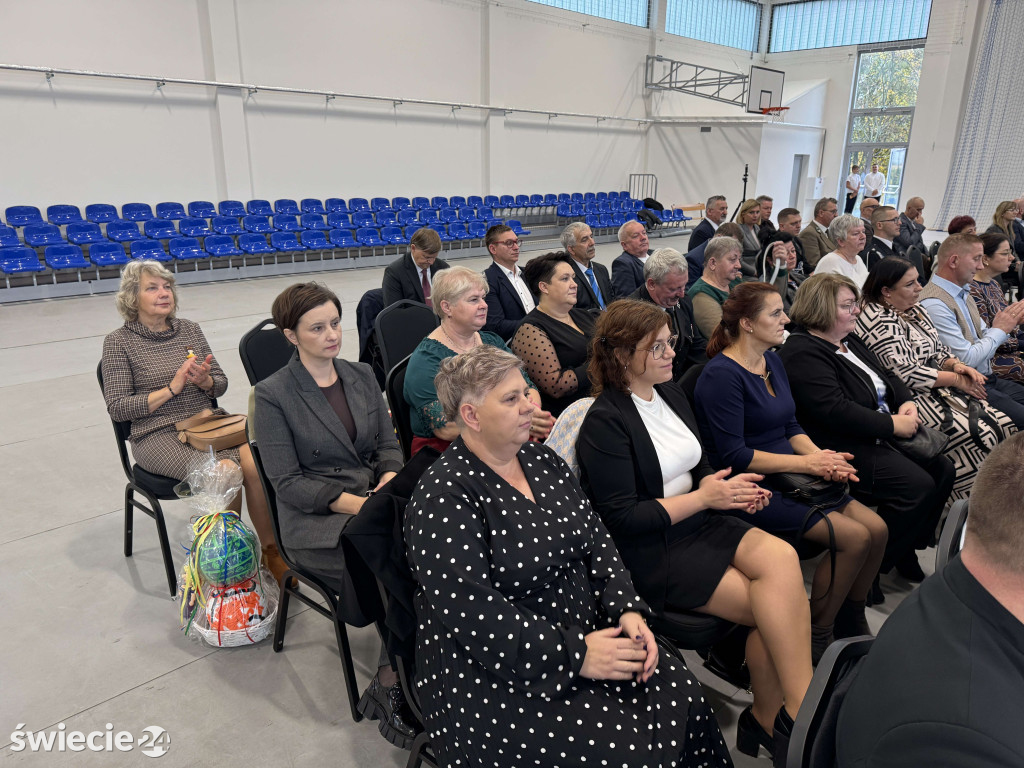 Otwarcie hali i 60-lecie szkoły w Drzycimiu