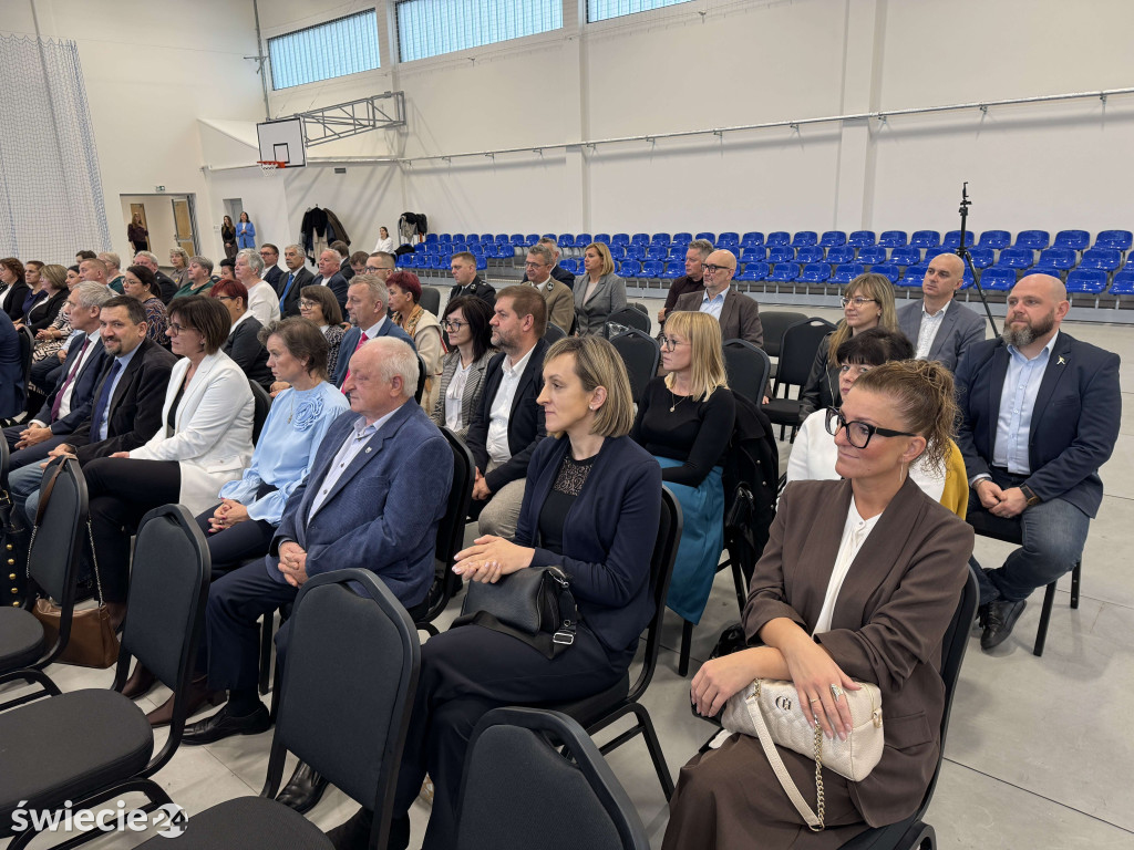 Otwarcie hali i 60-lecie szkoły w Drzycimiu