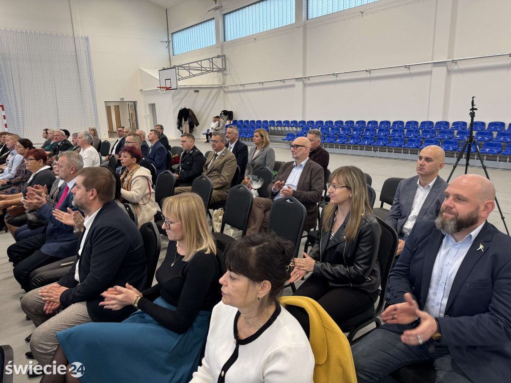 Otwarcie hali i 60-lecie szkoły w Drzycimiu