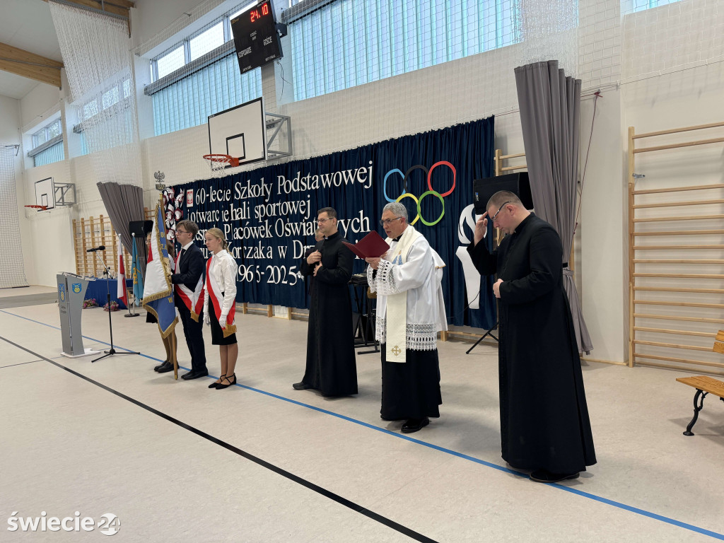 Otwarcie hali i 60-lecie szkoły w Drzycimiu