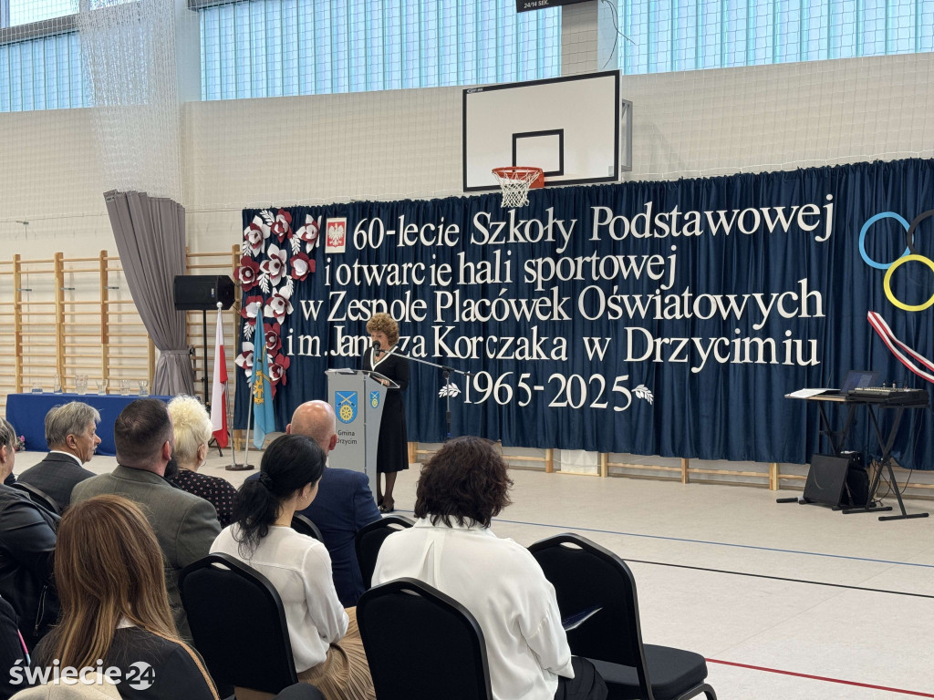 Otwarcie hali i 60-lecie szkoły w Drzycimiu