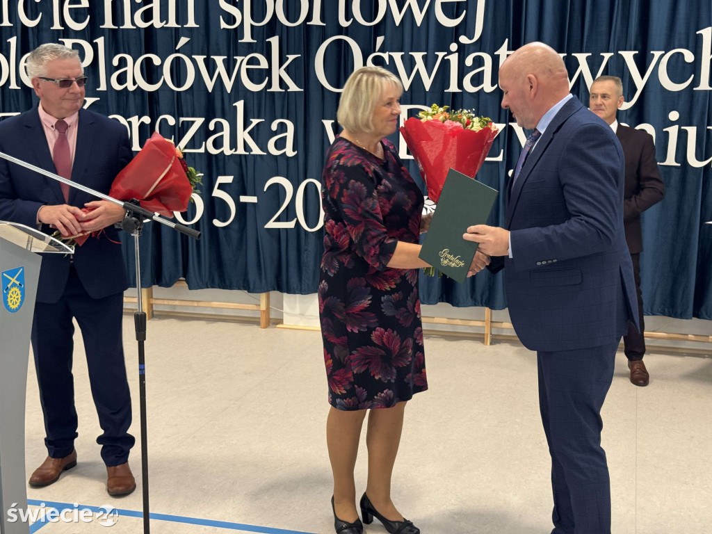 Otwarcie hali i 60-lecie szkoły w Drzycimiu