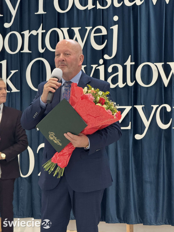 Otwarcie hali i 60-lecie szkoły w Drzycimiu