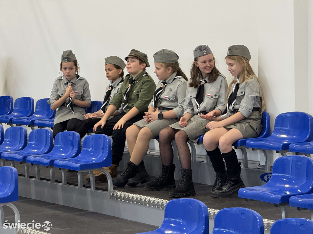 Otwarcie hali i 60-lecie szkoły w Drzycimiu