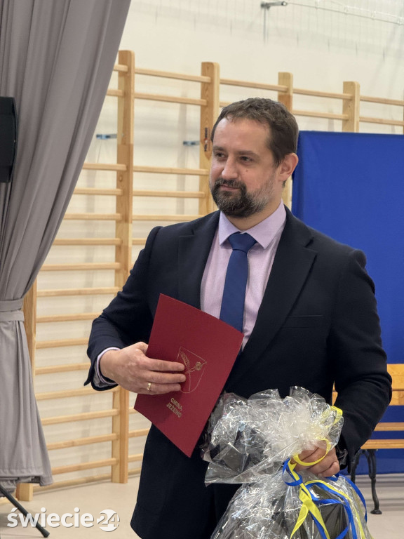 Otwarcie hali i 60-lecie szkoły w Drzycimiu