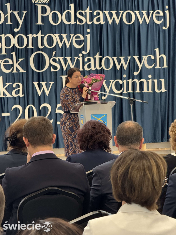 Otwarcie hali i 60-lecie szkoły w Drzycimiu