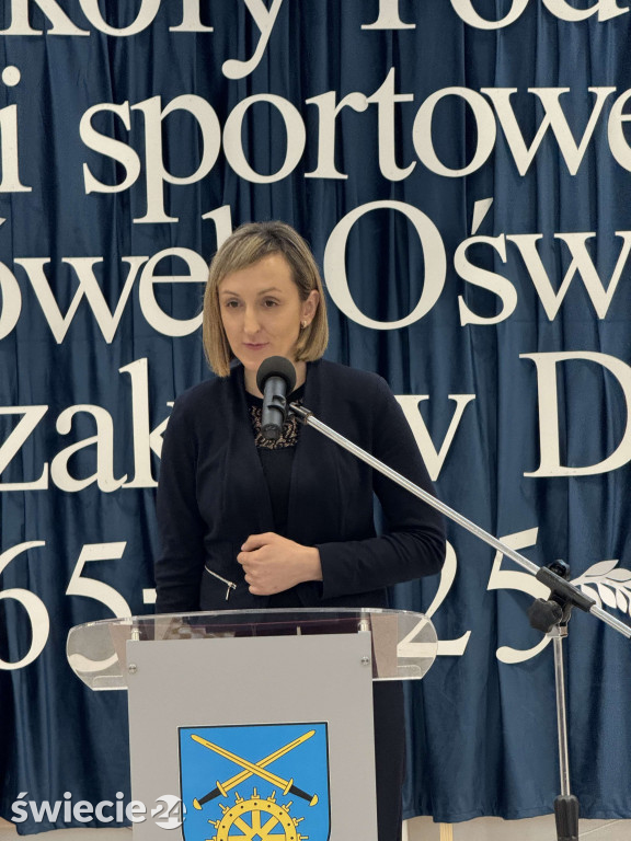 Otwarcie hali i 60-lecie szkoły w Drzycimiu