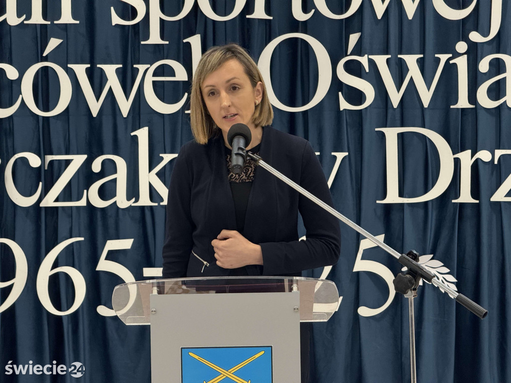 Otwarcie hali i 60-lecie szkoły w Drzycimiu