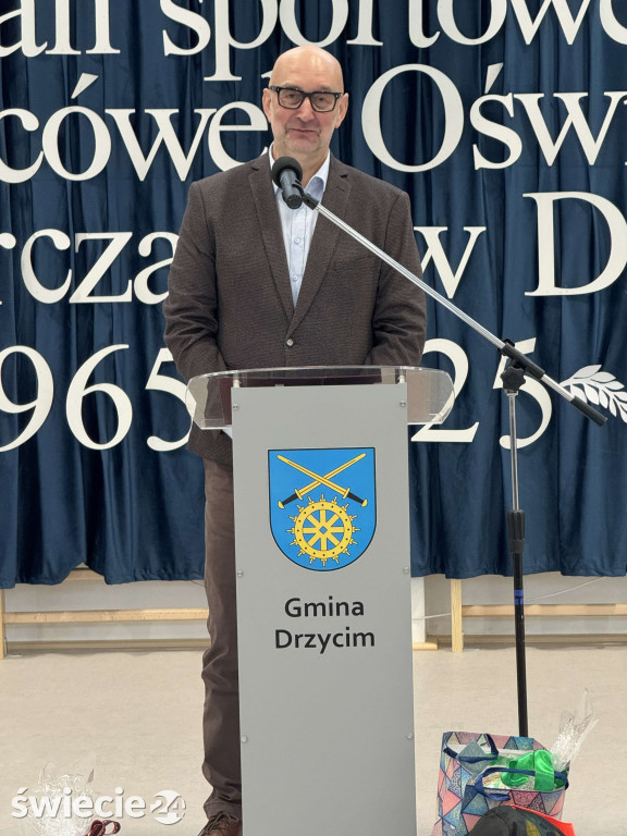 Otwarcie hali i 60-lecie szkoły w Drzycimiu