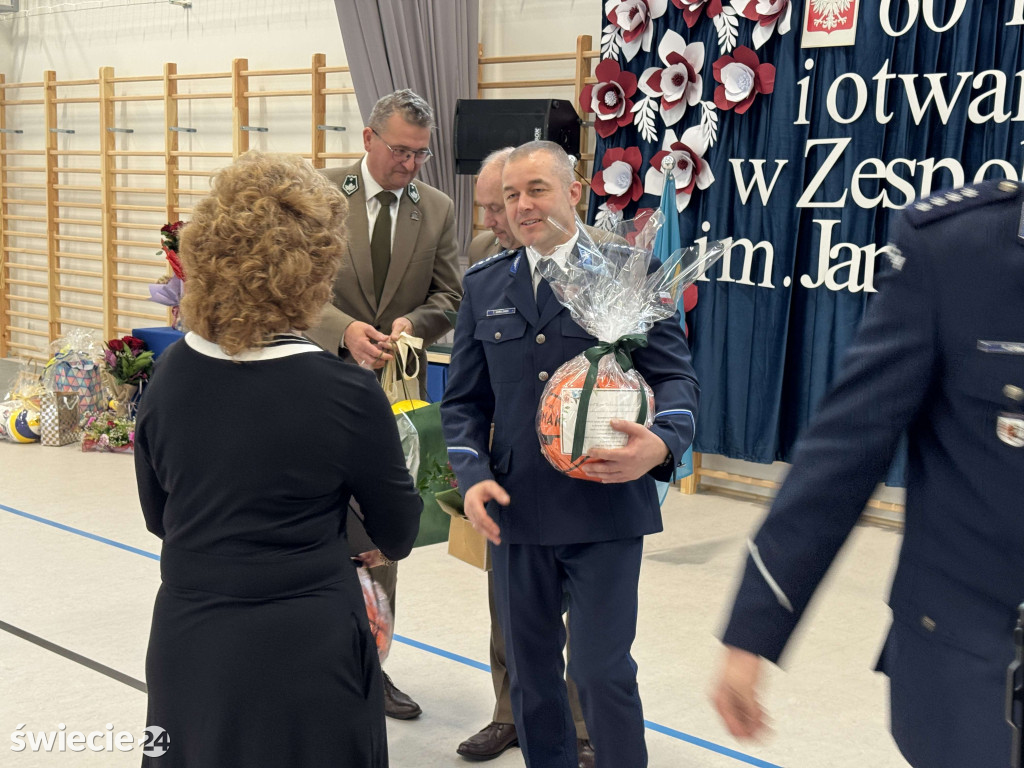 Otwarcie hali i 60-lecie szkoły w Drzycimiu