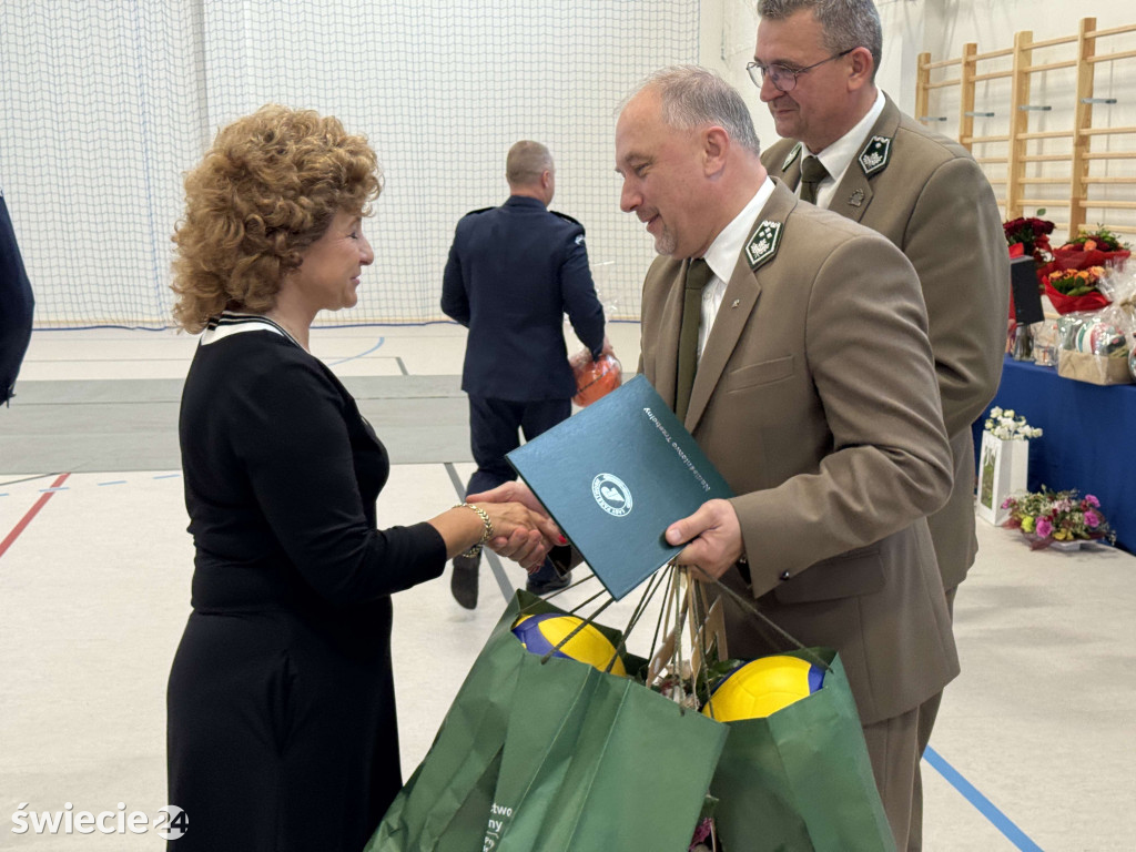 Otwarcie hali i 60-lecie szkoły w Drzycimiu