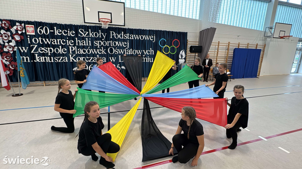 Otwarcie hali i 60-lecie szkoły w Drzycimiu