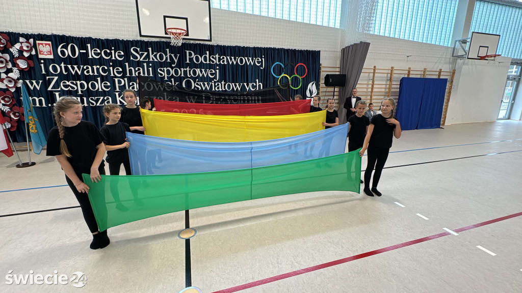 Otwarcie hali i 60-lecie szkoły w Drzycimiu