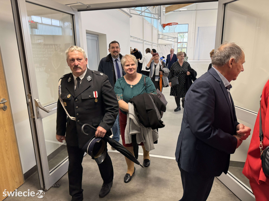 Otwarcie hali i 60-lecie szkoły w Drzycimiu