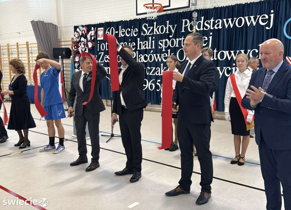 Otwarcie hali i 60-lecie szkoły w Drzycimiu