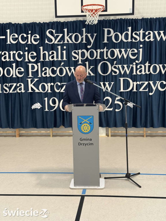 Otwarcie hali i 60-lecie szkoły w Drzycimiu