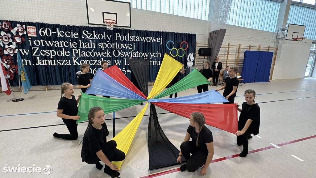 Otwarcie hali i 60-lecie szkoły w Drzycimiu