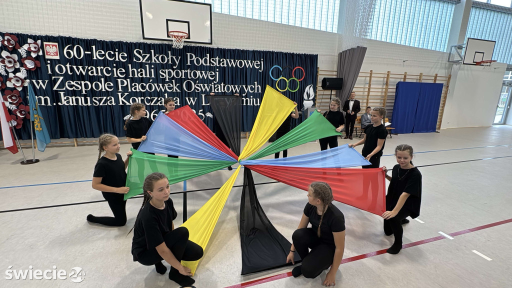 Otwarcie hali i 60-lecie szkoły w Drzycimiu