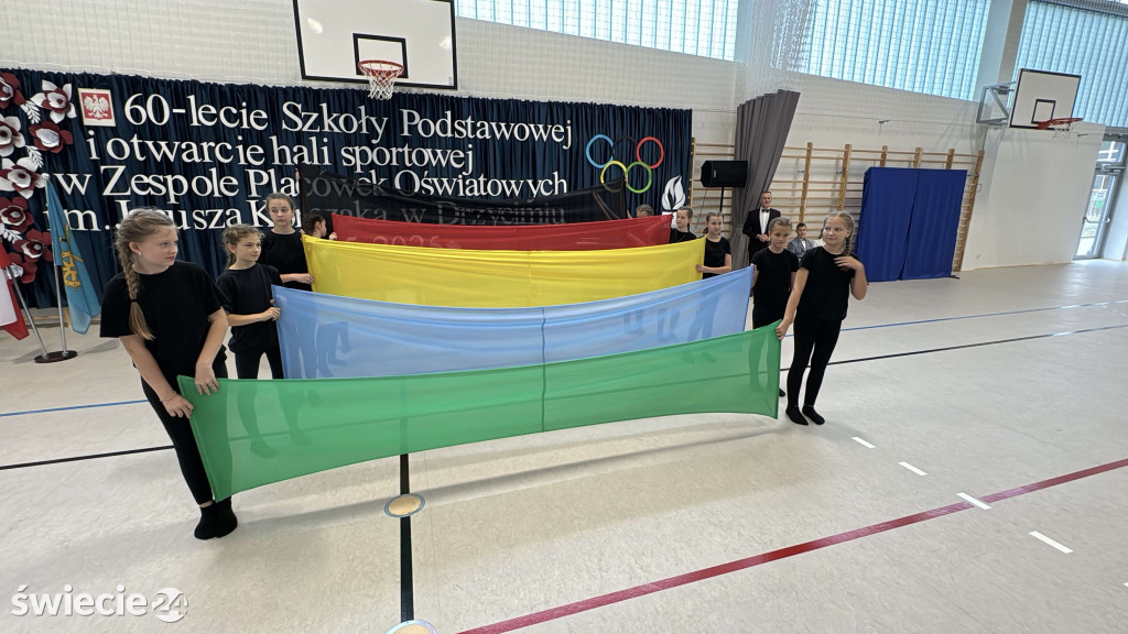 Otwarcie hali i 60-lecie szkoły w Drzycimiu