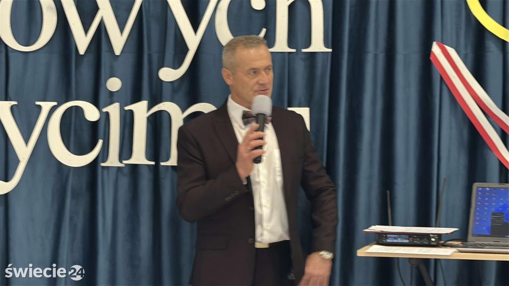 Otwarcie hali i 60-lecie szkoły w Drzycimiu