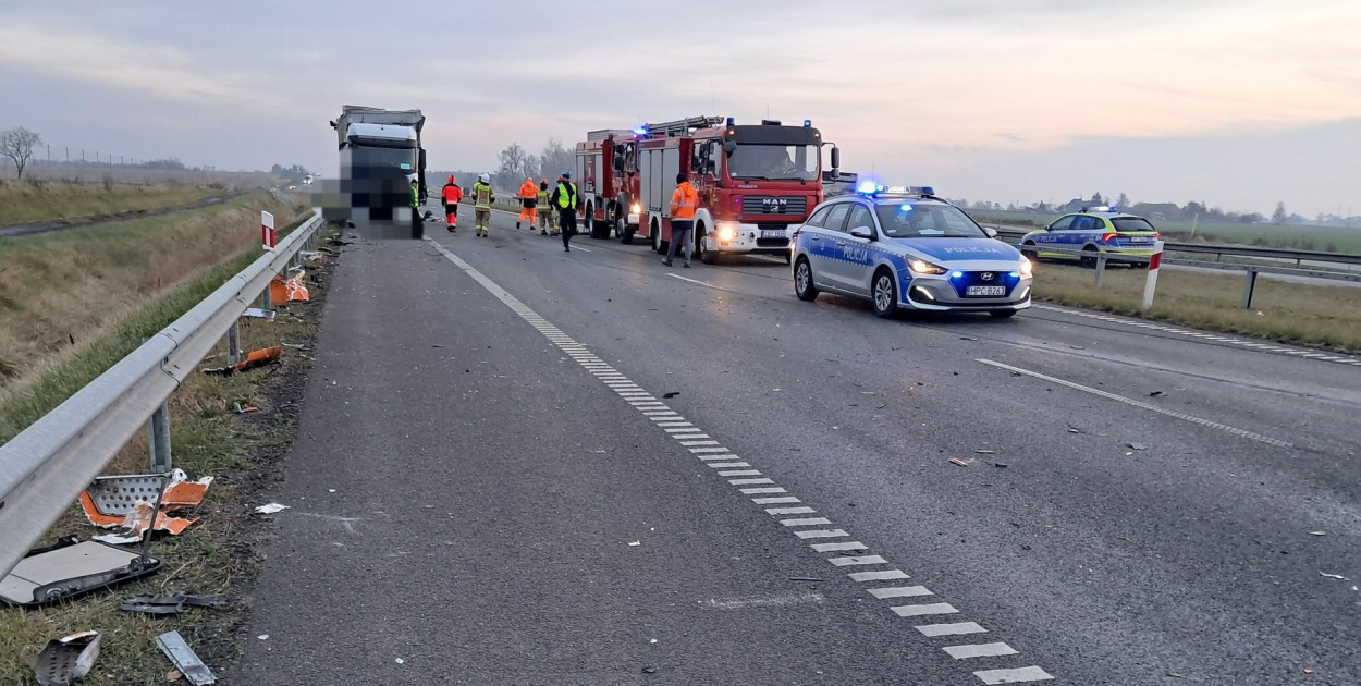 Zderzenie ciężarówek na S5