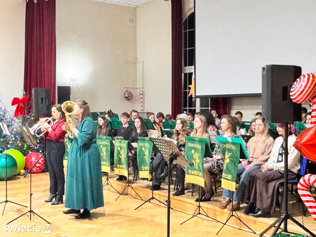 Świąteczne spotkanie z orkistrą