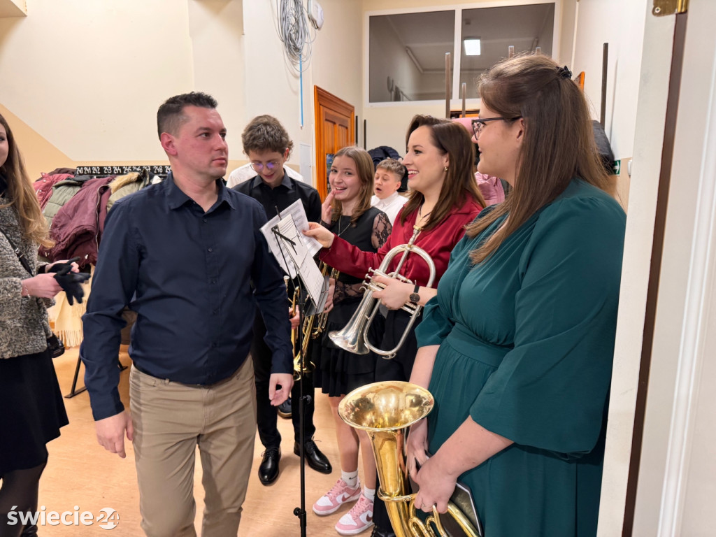 Świąteczne spotkanie z orkistrą