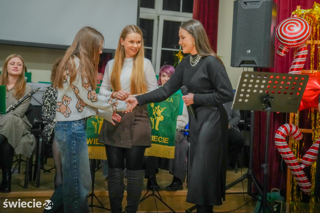 Świąteczne spotkanie z orkistrą