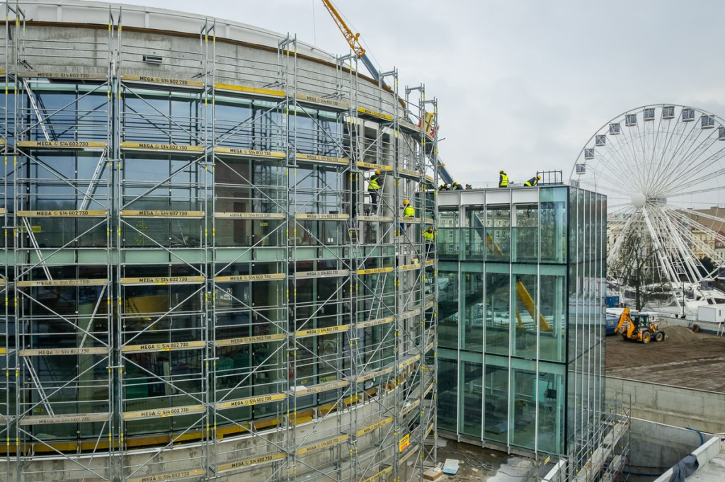 Opera Nova: inwestycja na finiszu