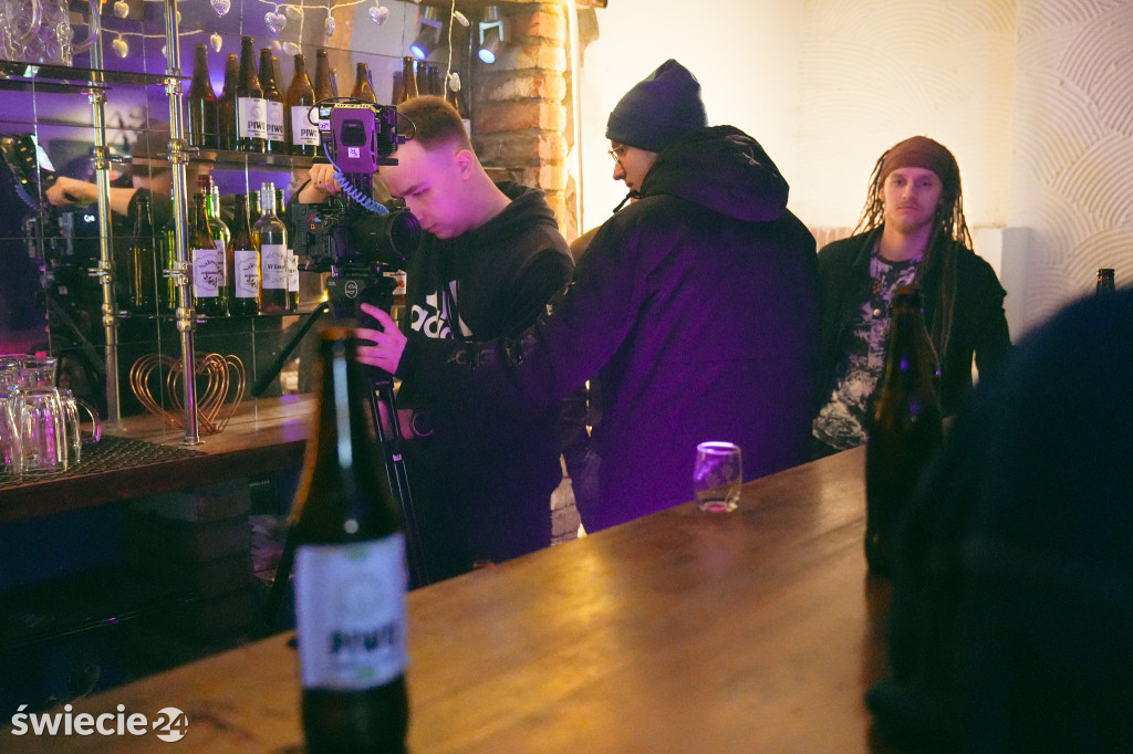 Zaglądamy za kulisy filmu o „czerwonym” ogólniaku