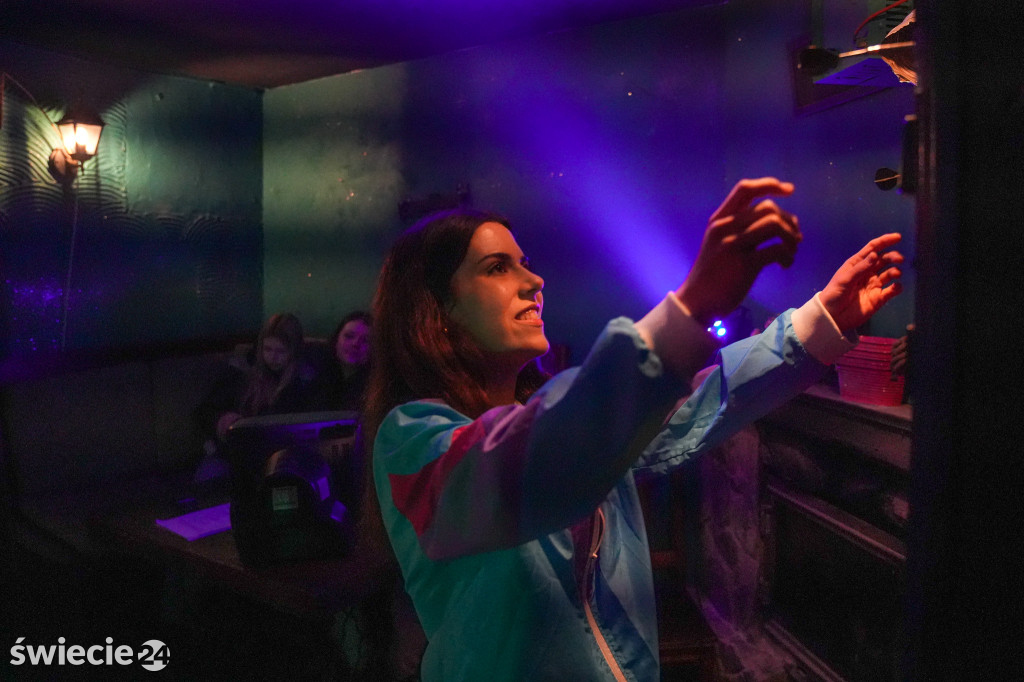 Zaglądamy za kulisy filmu o „czerwonym” ogólniaku