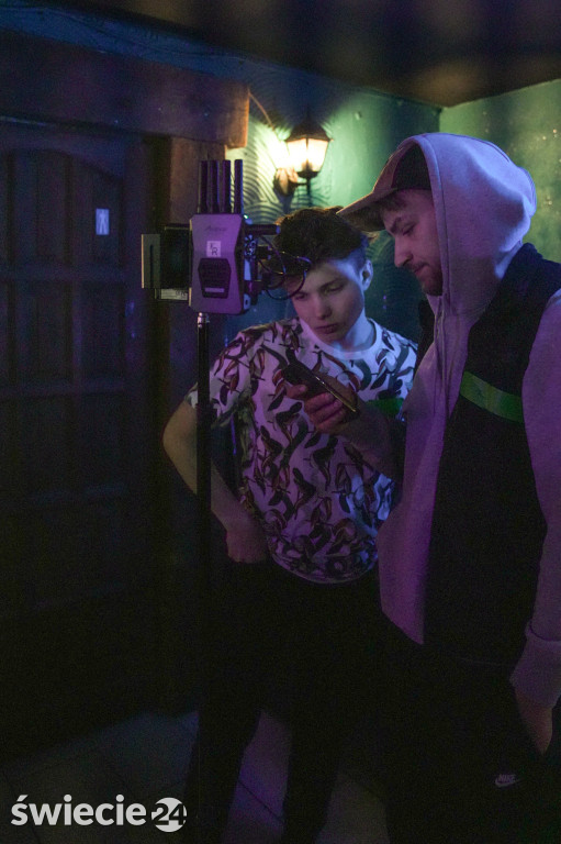 Zaglądamy za kulisy filmu o „czerwonym” ogólniaku