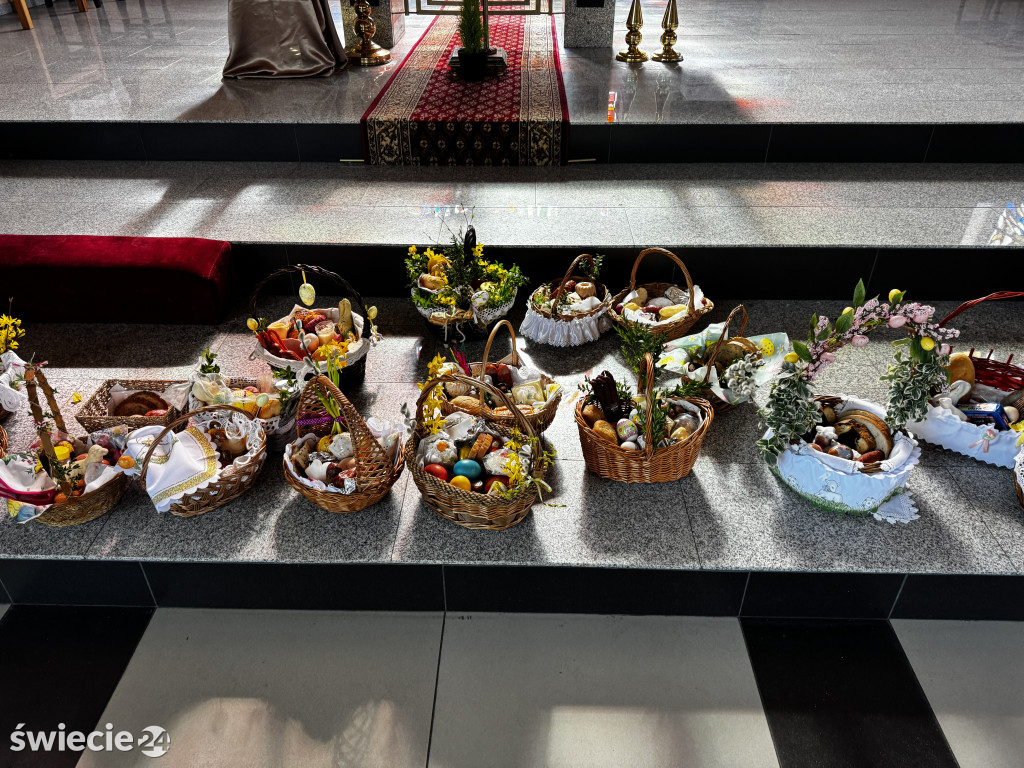 Święcenie pokarmów w Przechowie