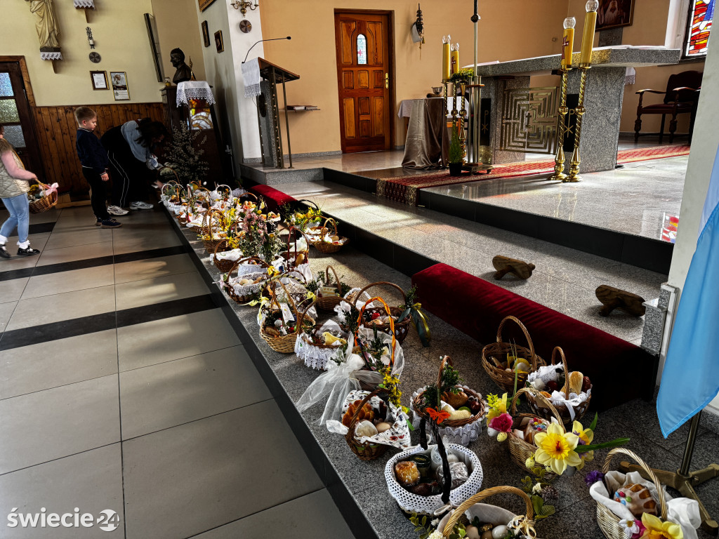 Święcenie pokarmów w Przechowie