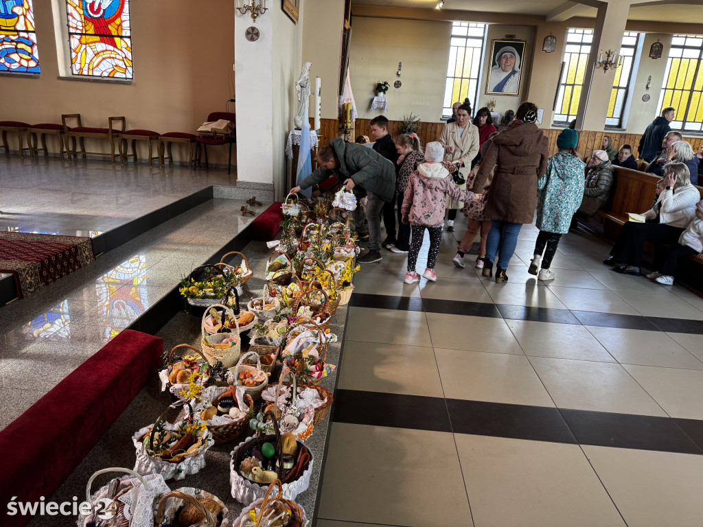 Święcenie pokarmów w Przechowie